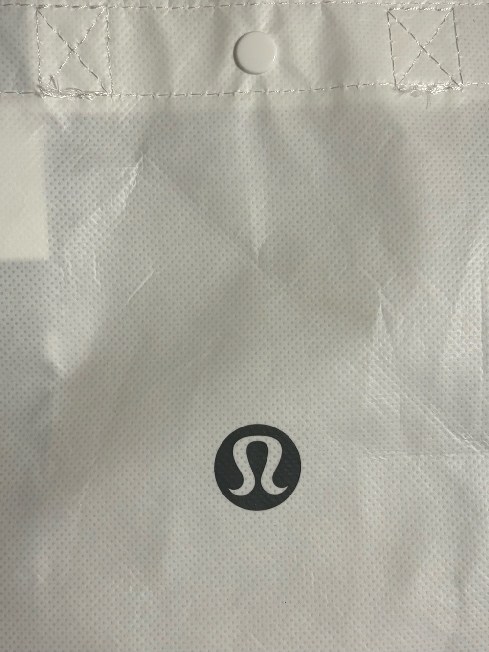 White lululemon bag - Picture 2 of 3